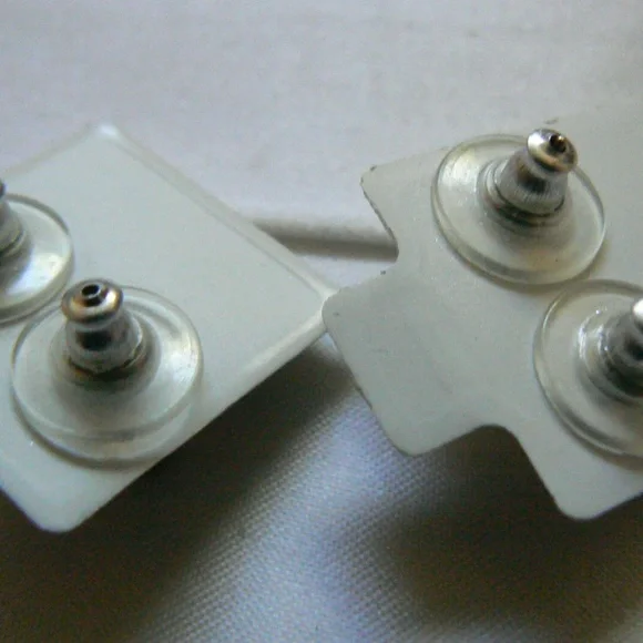 Lot of 2 New Sterling Silver 925 round cut Amethyst & Garnet stone Stud Earrings - Picture 8 of 8